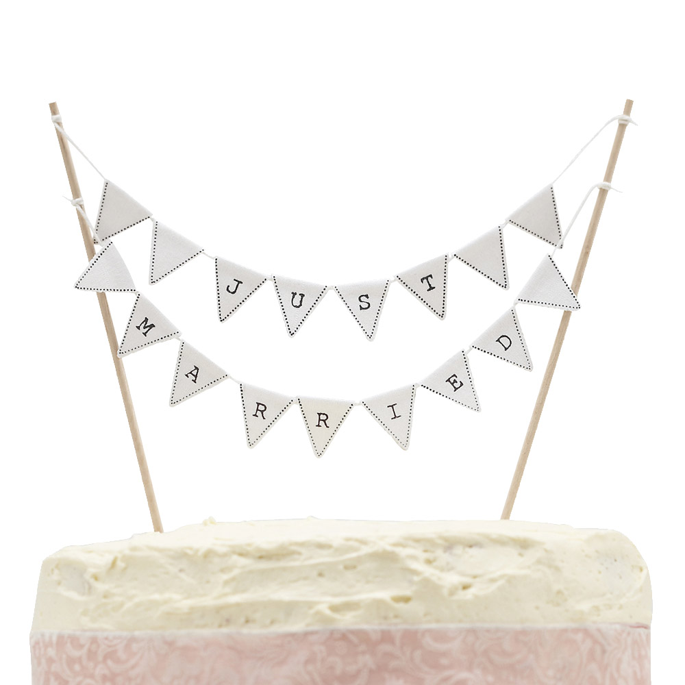 Just Married White Cake Bunting